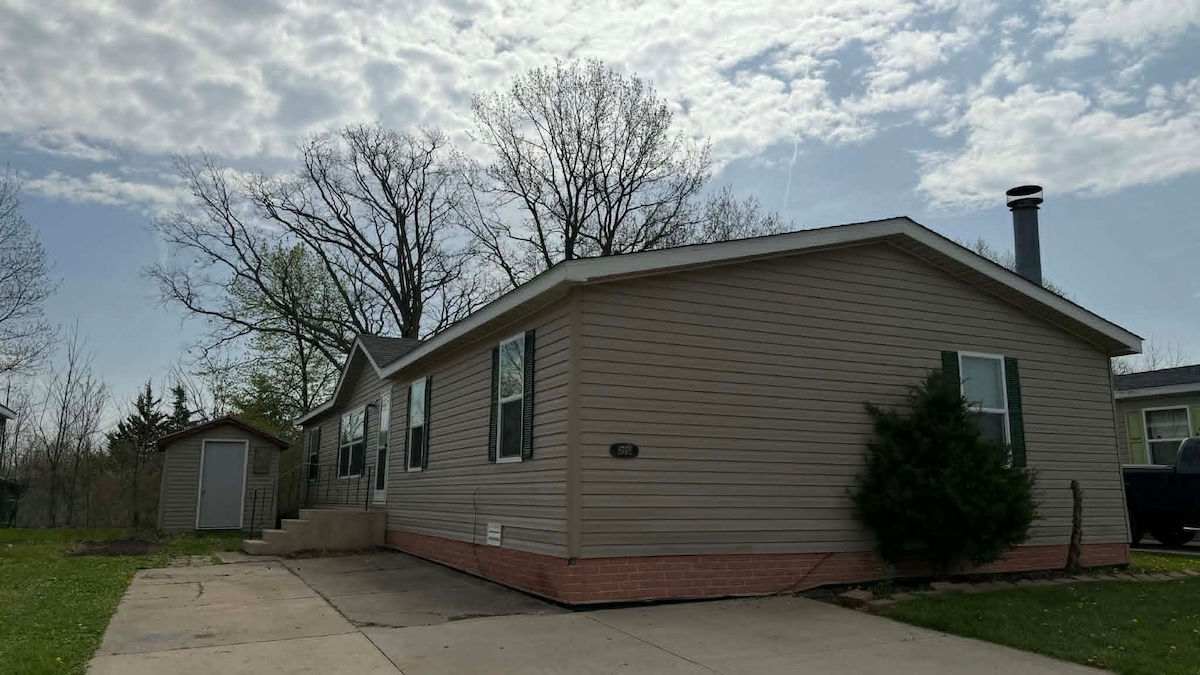 FRE Frenchtown Villa/Elizabeth Woods