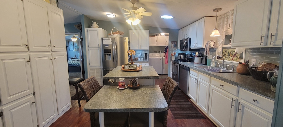 GSH Gulfstream Harbor