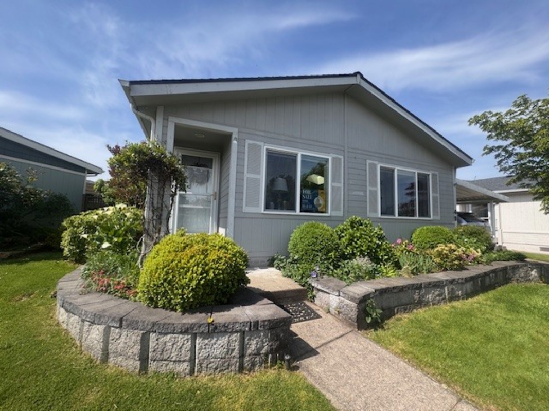 EUG Lakeridge of Eugene