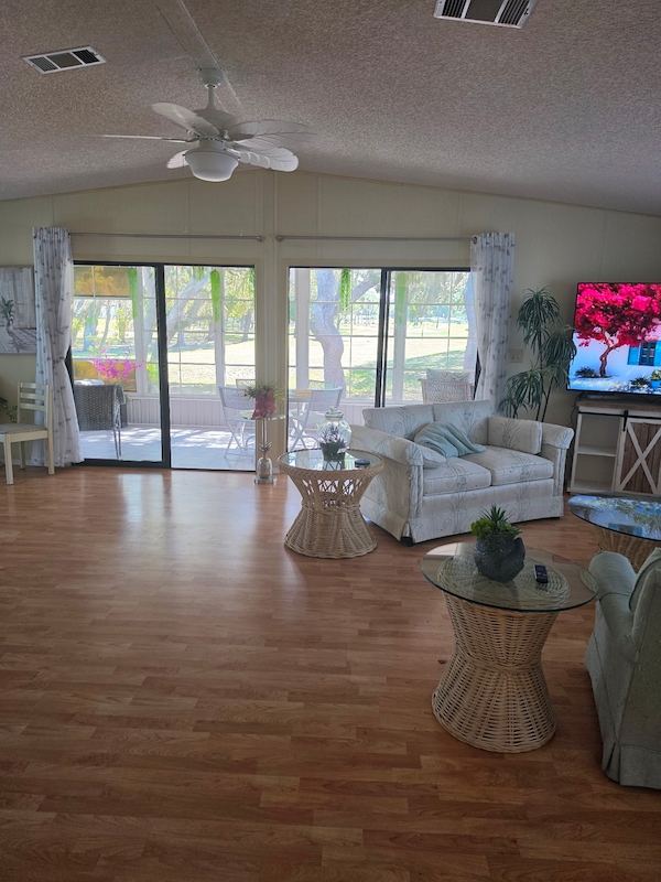 SPS Southport Springs Golf & Country Club