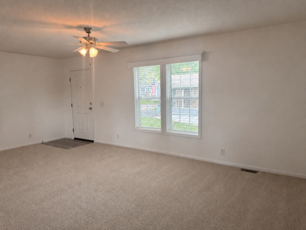 HLL Hawaiian Gardens/Holly Village