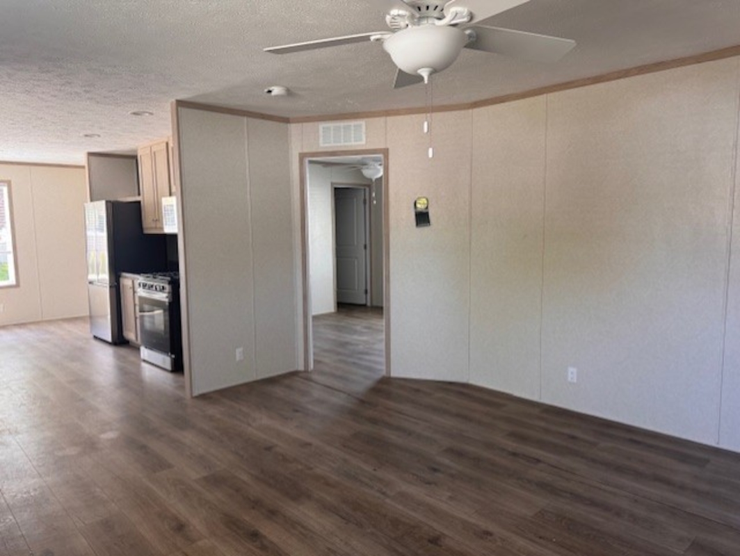 HLL Hawaiian Gardens/Holly Village