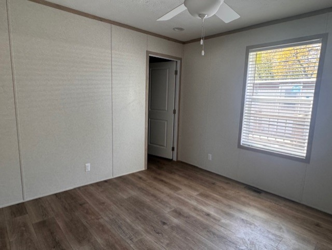 HLL Hawaiian Gardens/Holly Village