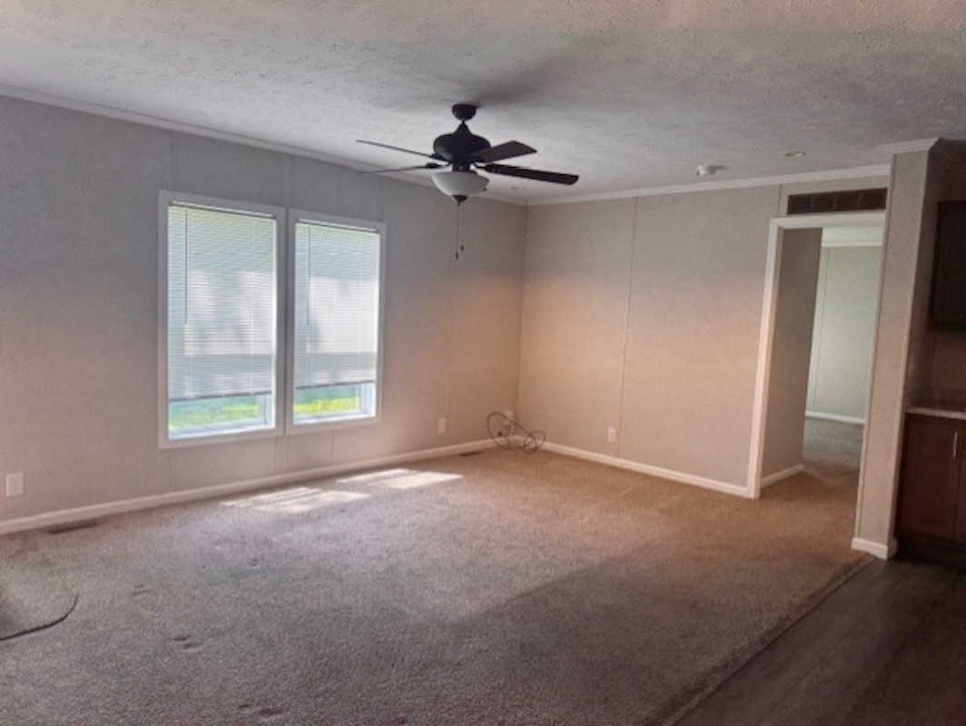 HLL Hawaiian Gardens/Holly Village