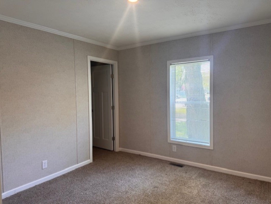 HLL Hawaiian Gardens/Holly Village