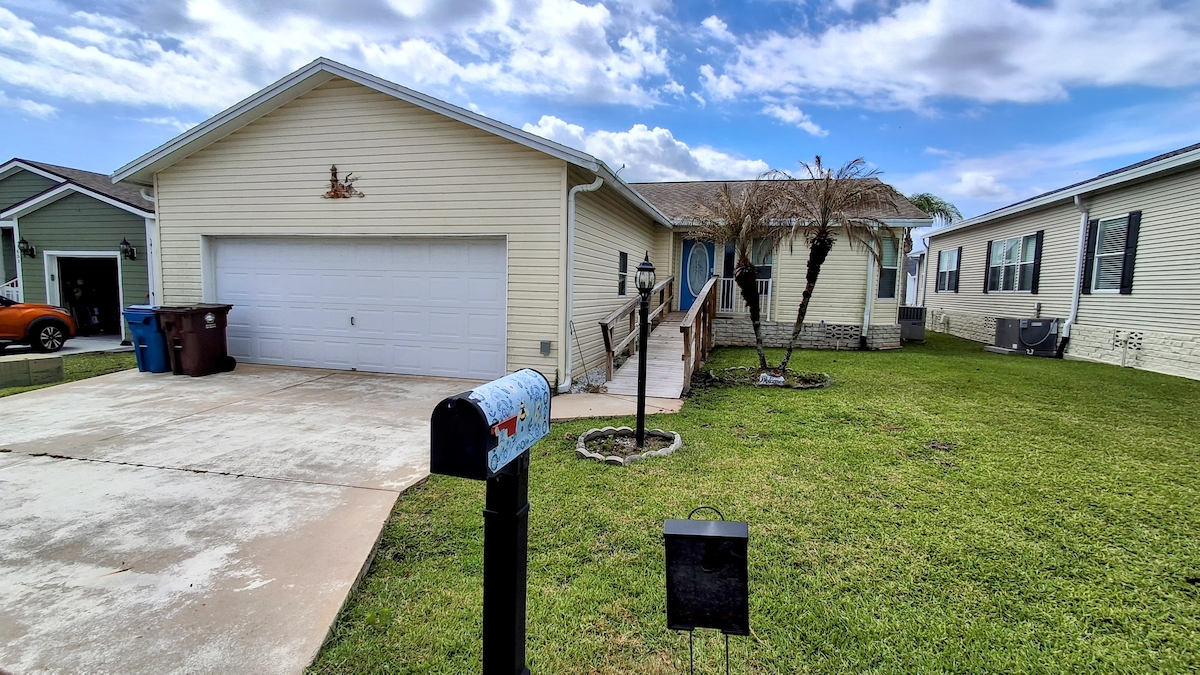 RPV Royal Palm Village