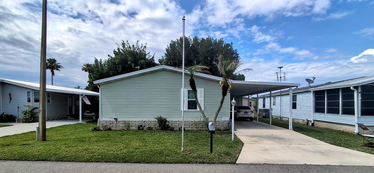 RPV Royal Palm Village
