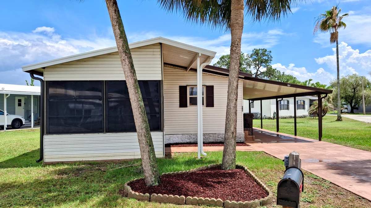 RPV Royal Palm Village