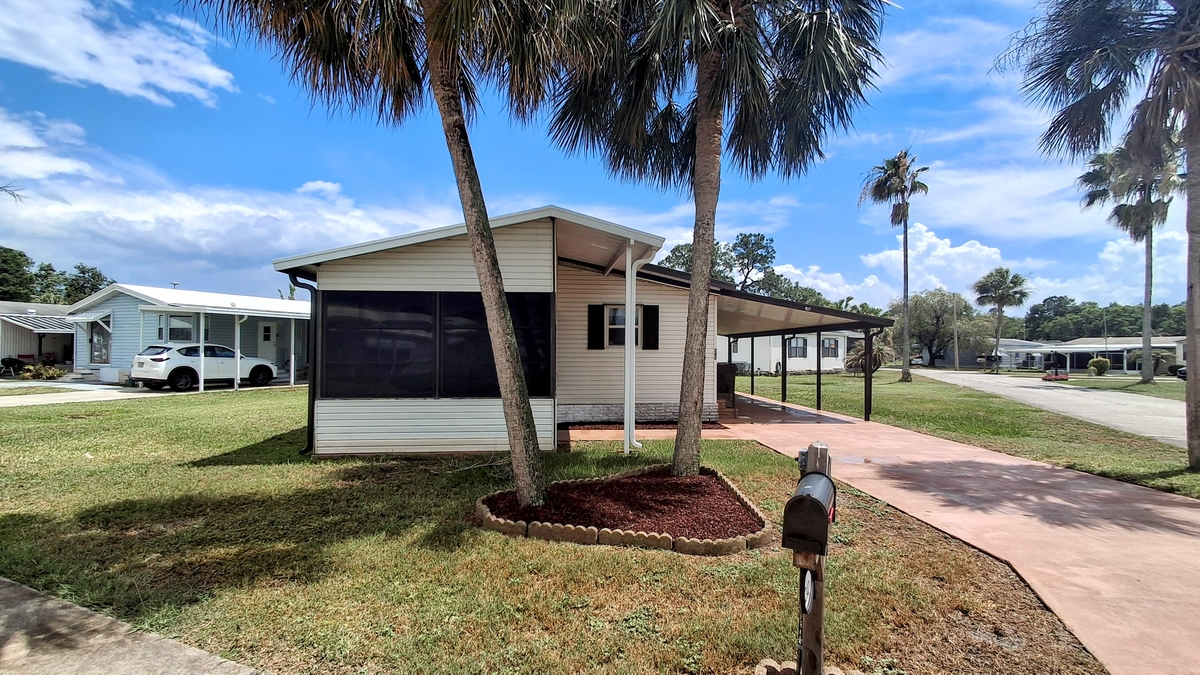 RPV Royal Palm Village