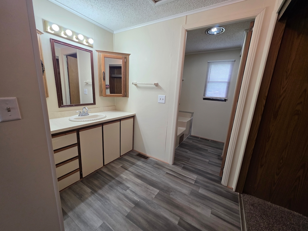 PNV Pineview Estates
