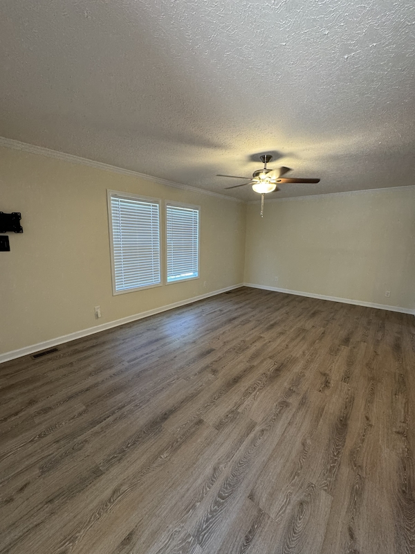 GLN Glen Laurel