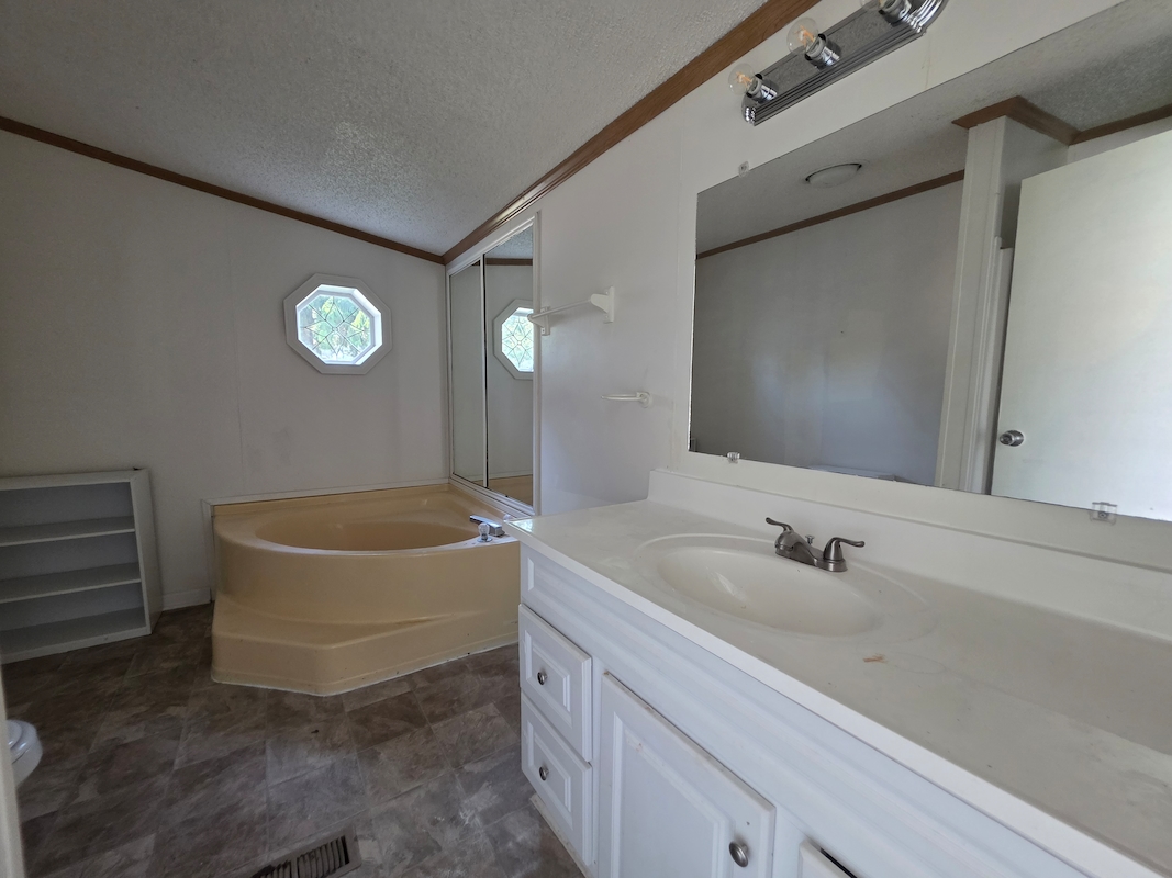 PNV Pineview Estates