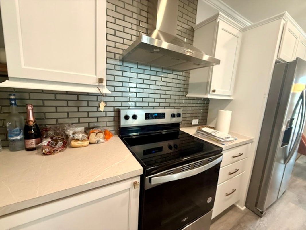 REH Regency Heights