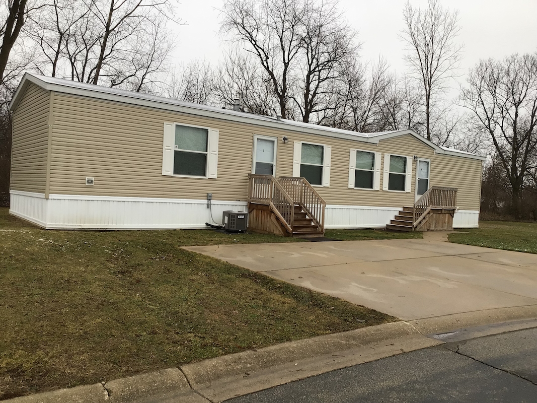 BRO Brookside Manor