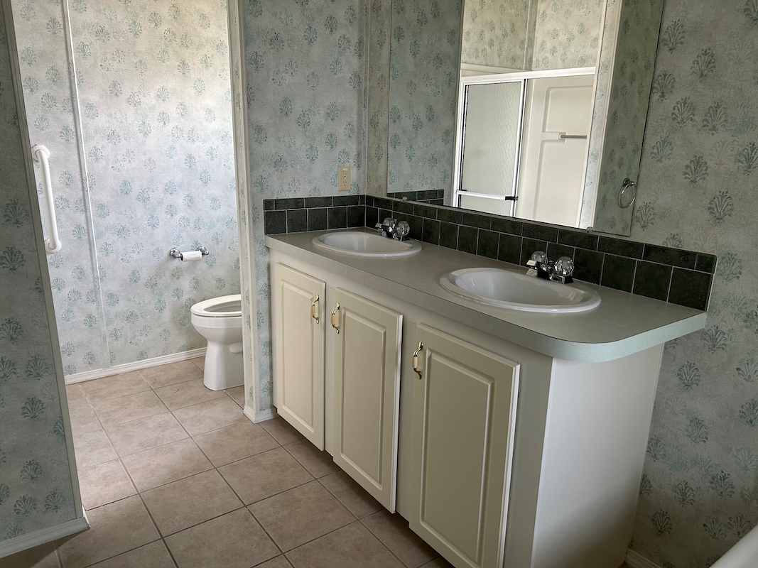 SLE Sunlake Estates