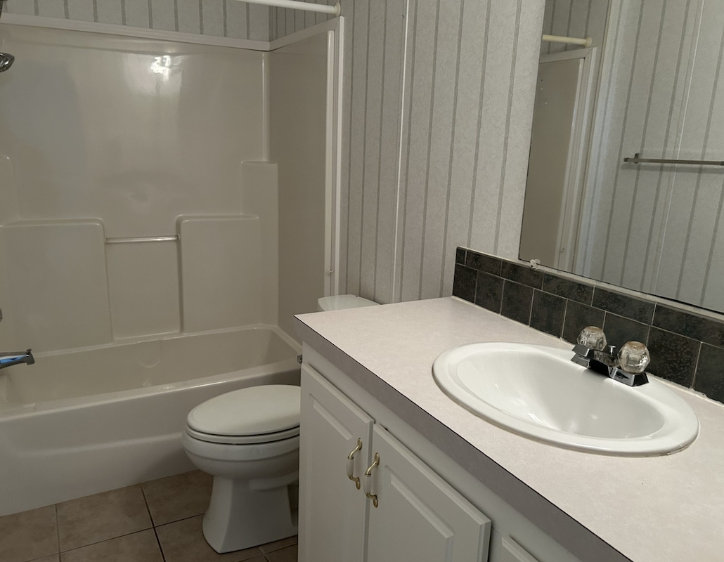 SLE Sunlake Estates
