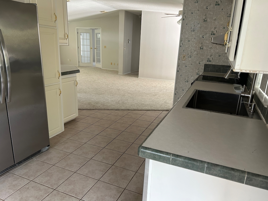 SLE Sunlake Estates