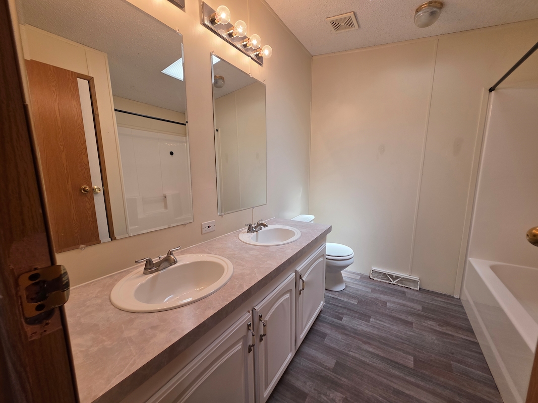 PNV Pineview Estates