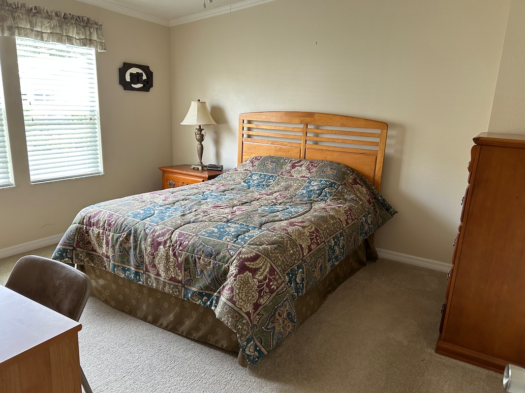 SLE Sunlake Estates