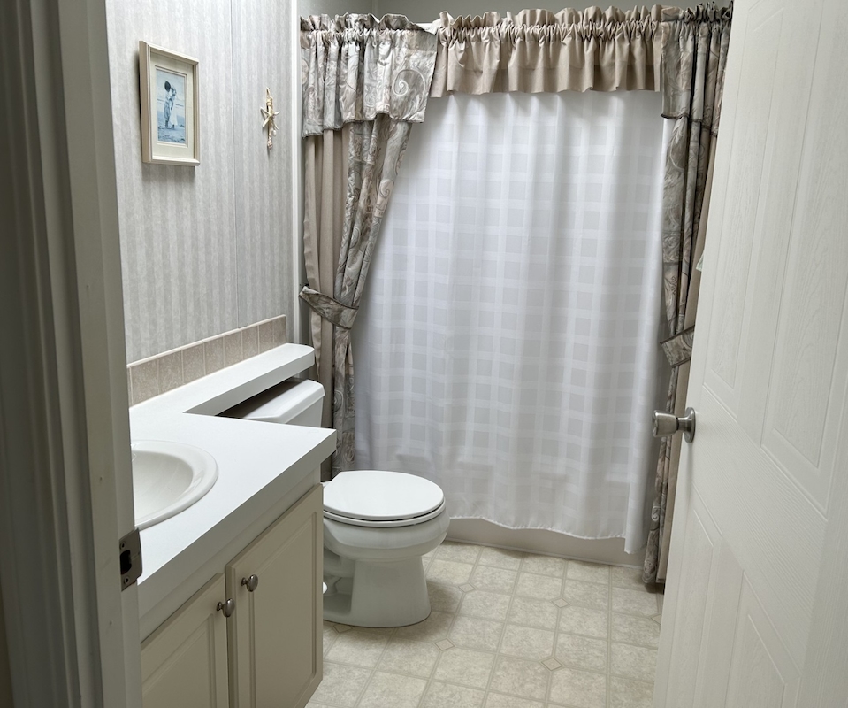 SLE Sunlake Estates