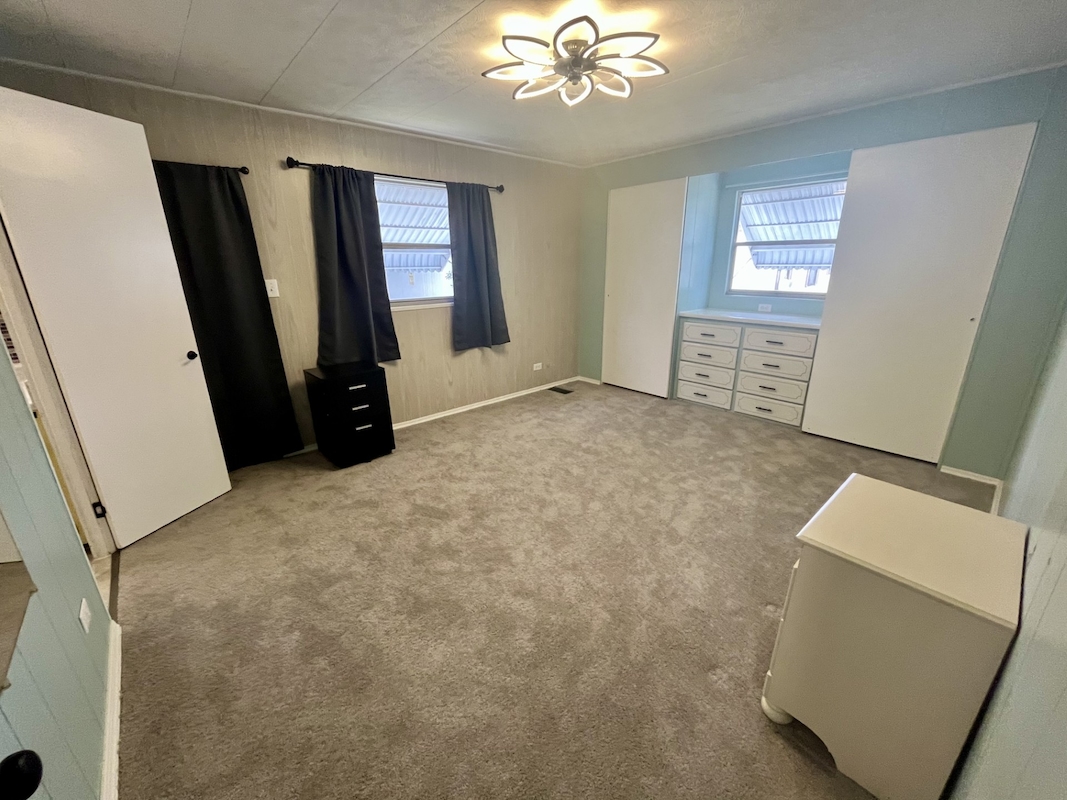 REH Regency Heights