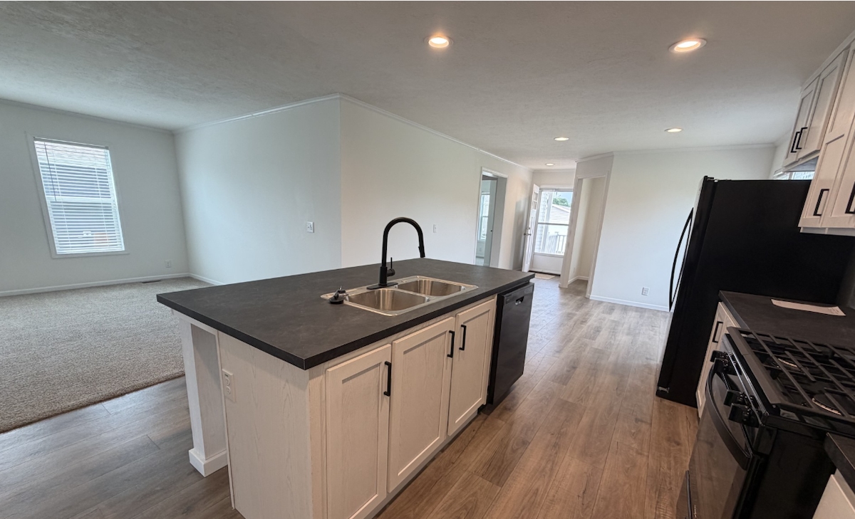 SYV Sylvan Crossing
