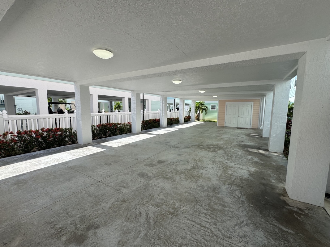 OBJ Ocean Breeze Resort