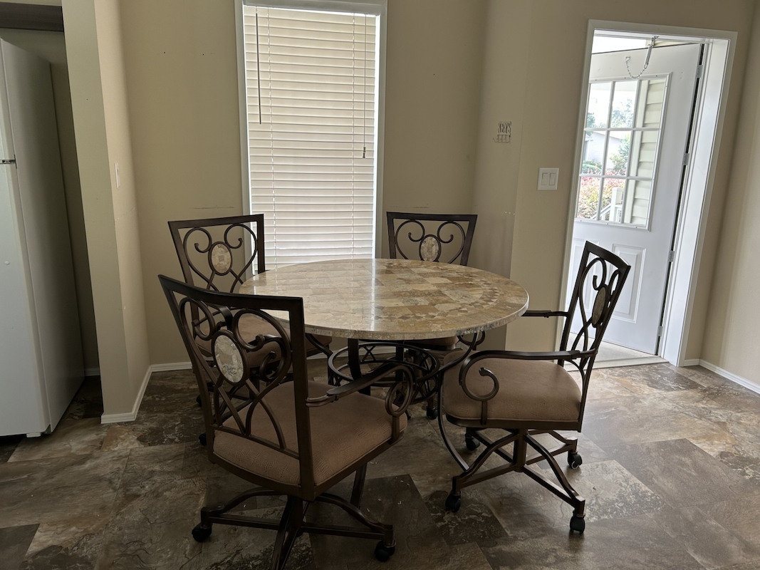 SLE Sunlake Estates