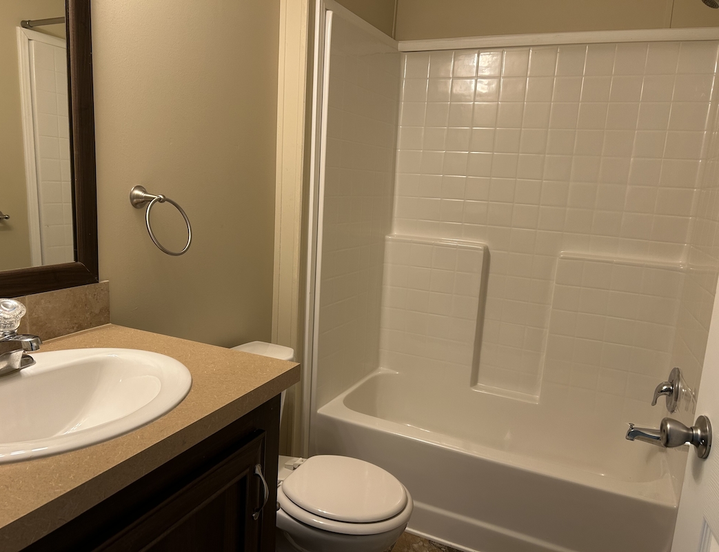 SLE Sunlake Estates