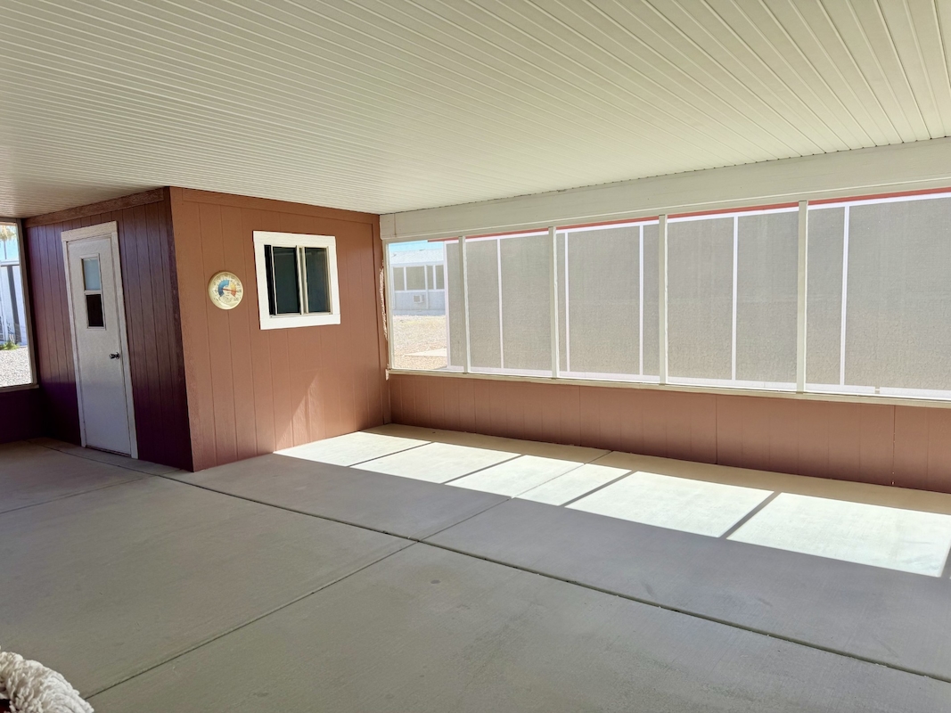LCB La Casa Blanca