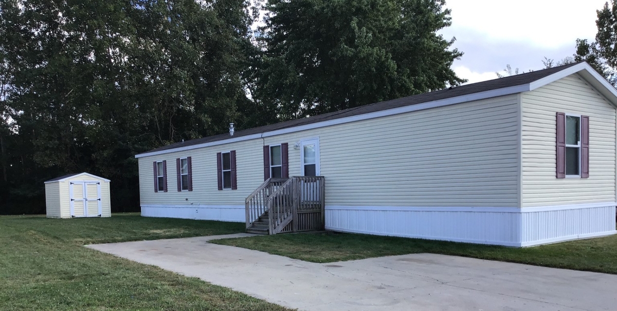 BRO Brookside Manor