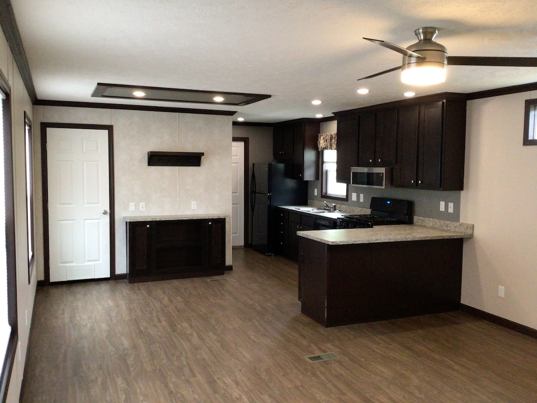 BRO Brookside Manor