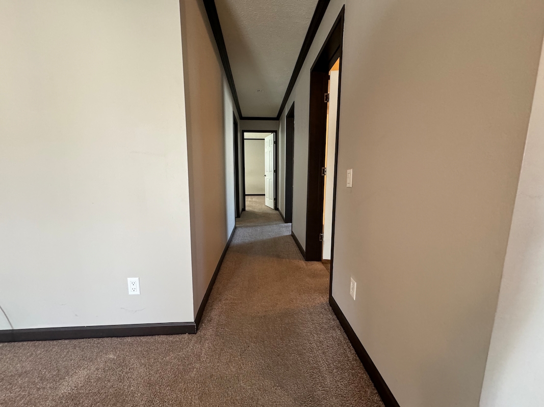 BRO Brookside Manor
