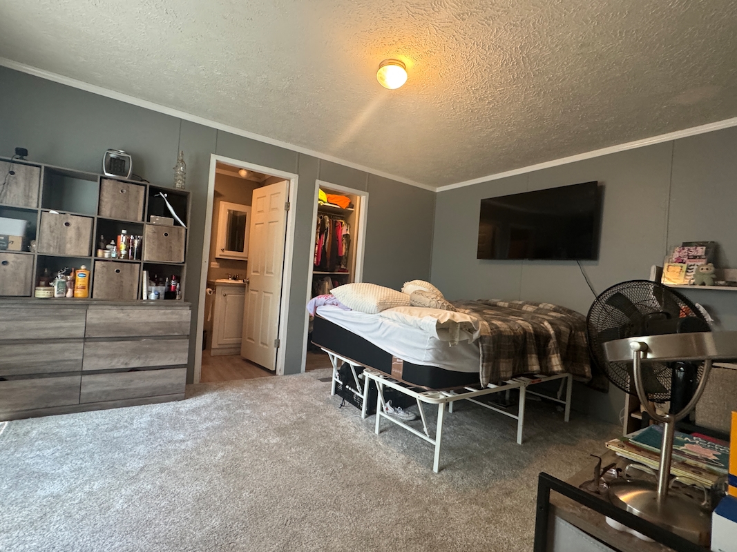 BRO Brookside Manor