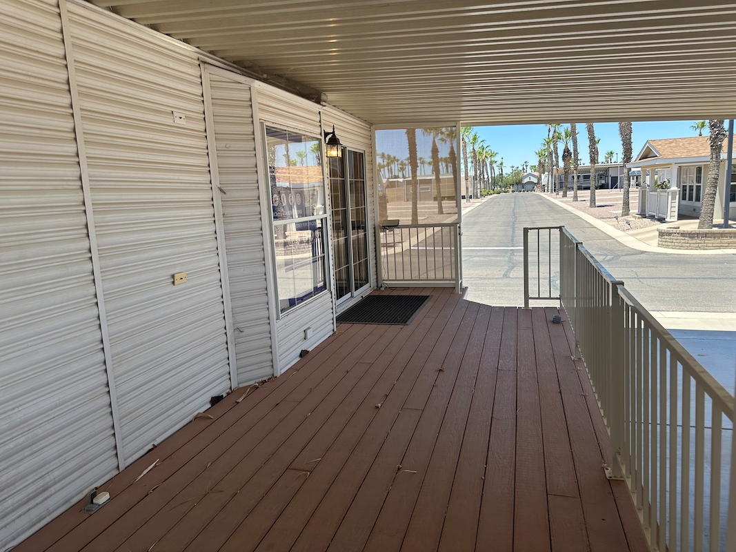 PCK Palm Creek Resort & Residences