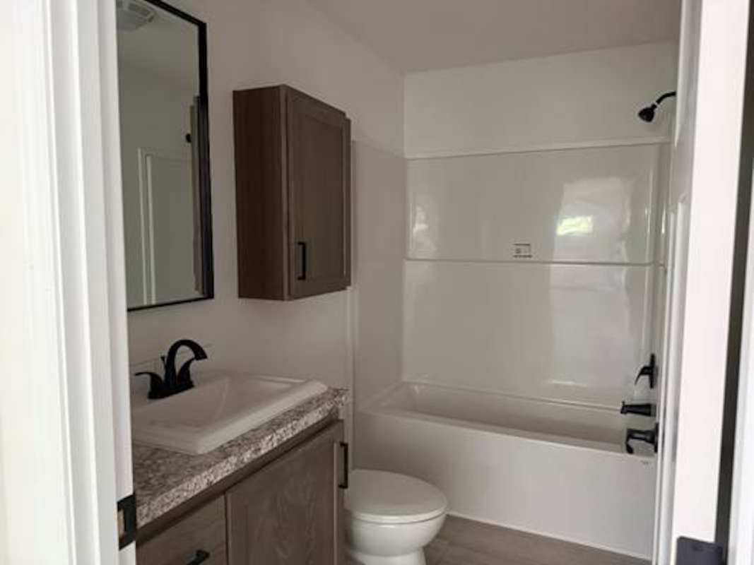 HLL Hawaiian Gardens/Holly Village