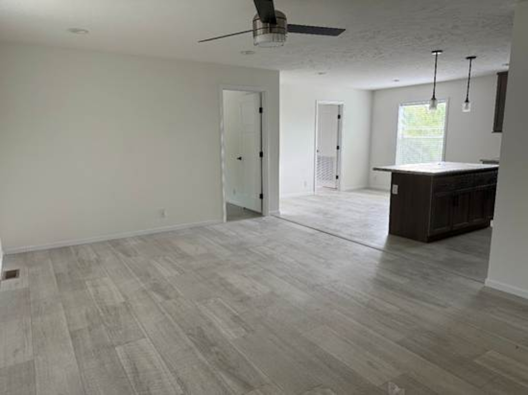 HLL Hawaiian Gardens/Holly Village