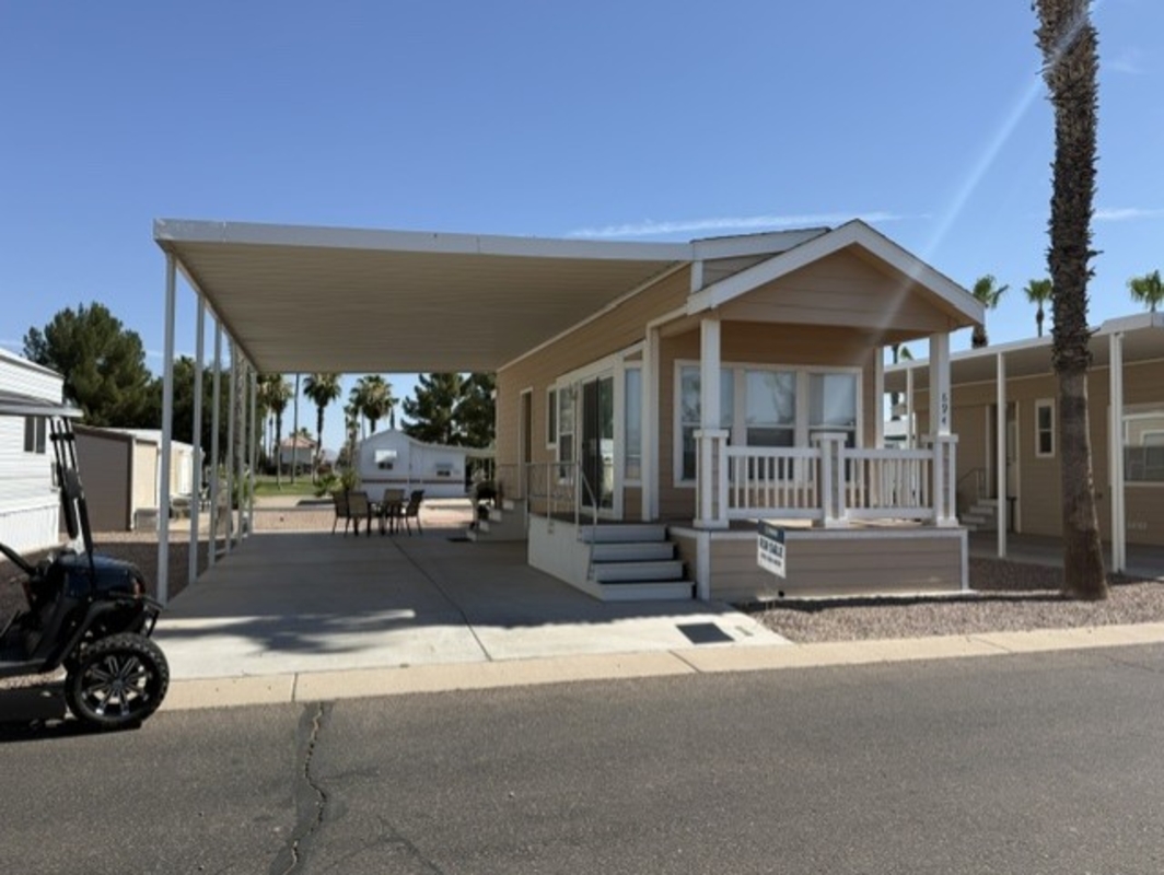 PCK Palm Creek Resort & Residences