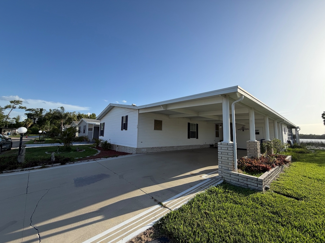 PTL The Landings at Lake Henry