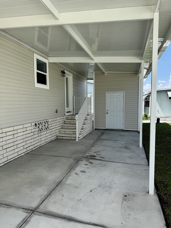LSL Lakeshore Landings