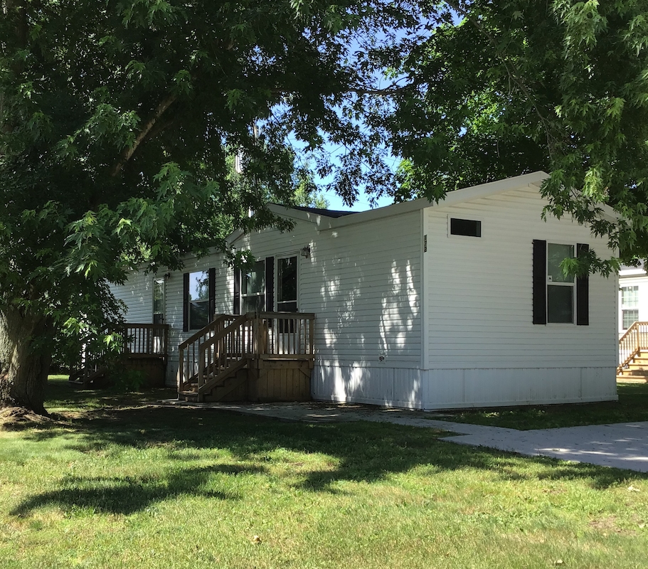 BRO Brookside Manor