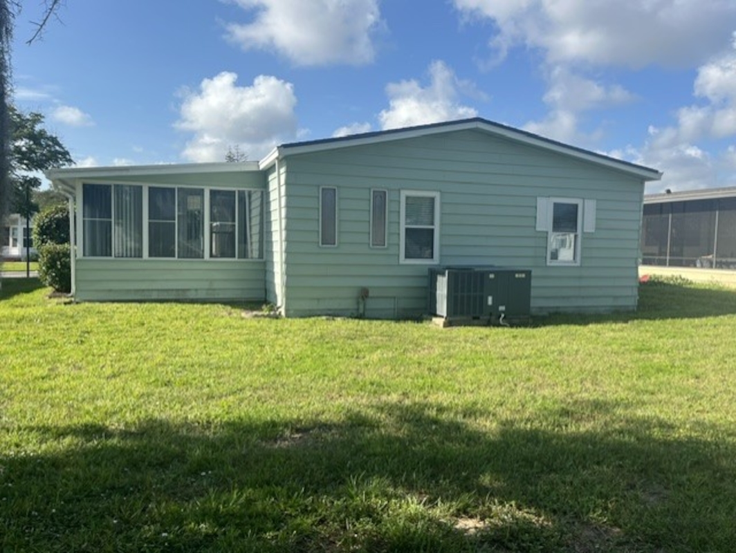 LCV La Costa Village