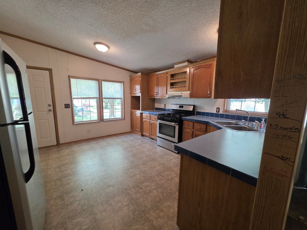 PNV Pineview Estates