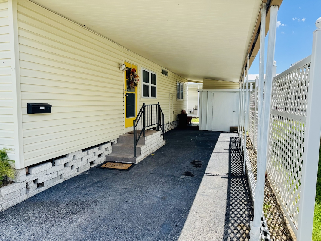 LSL Lakeshore Landings