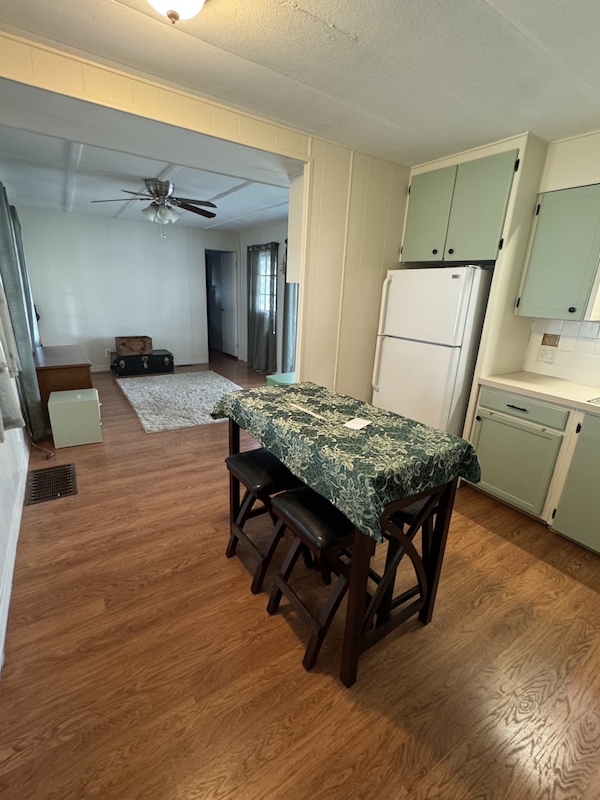 LSL Lakeshore Landings