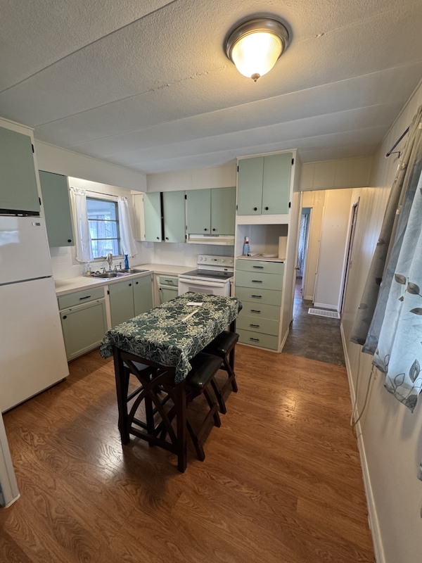 LSL Lakeshore Landings