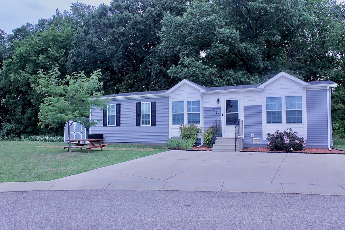 CMV Country Meadows Village