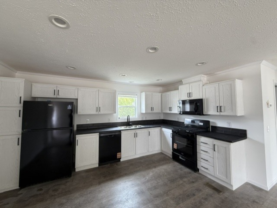 PNV Pineview Estates