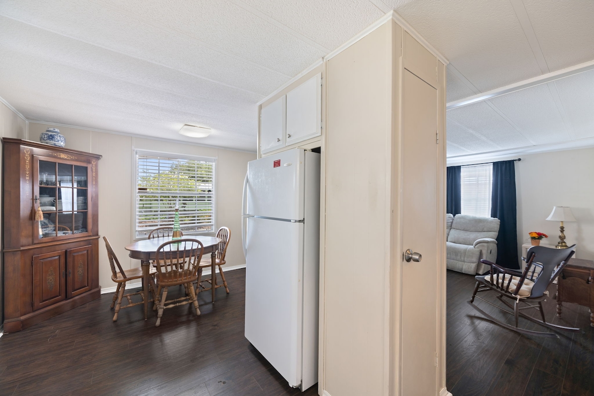 LSV Lakeshore Villas