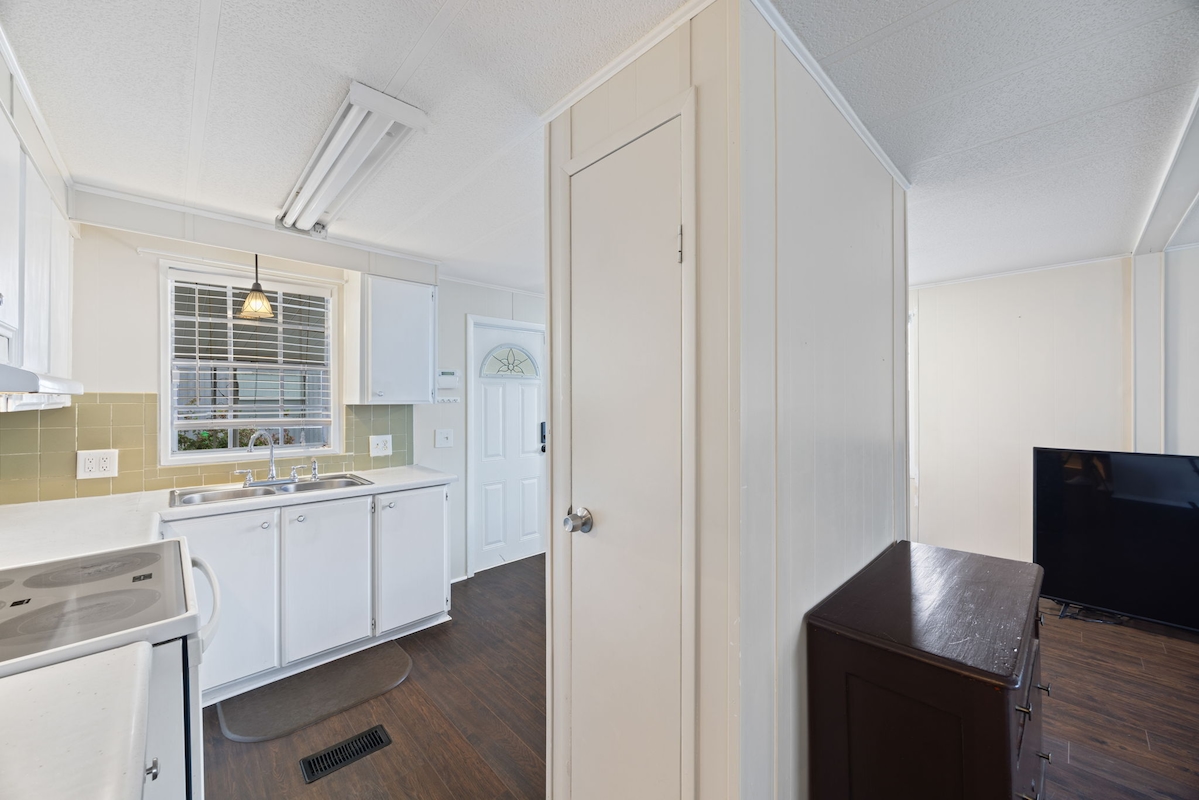 LSV Lakeshore Villas
